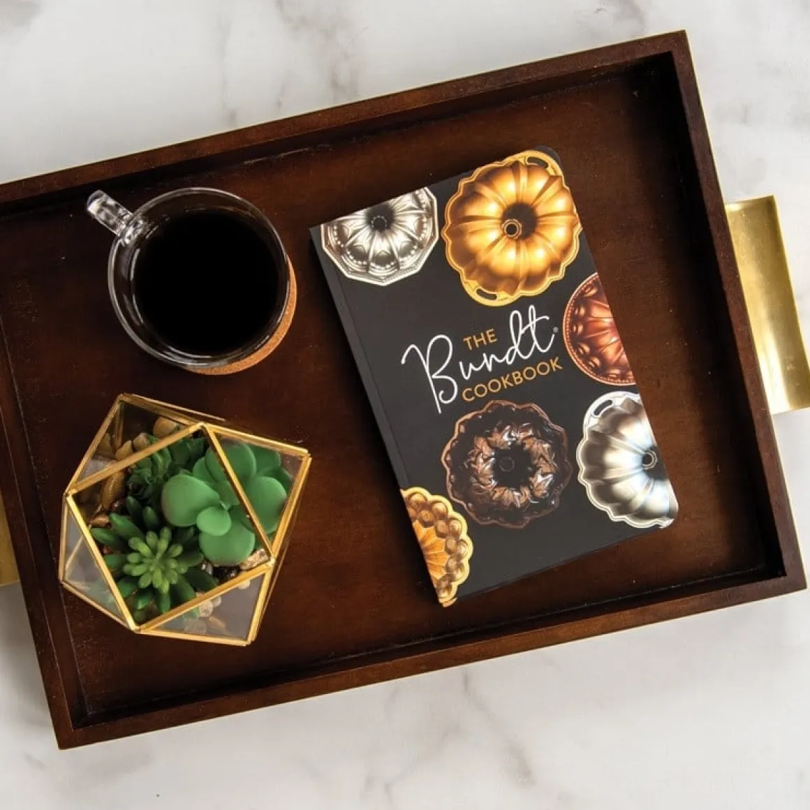 Boek: Nordic Ware The Original Bundt Cookbook