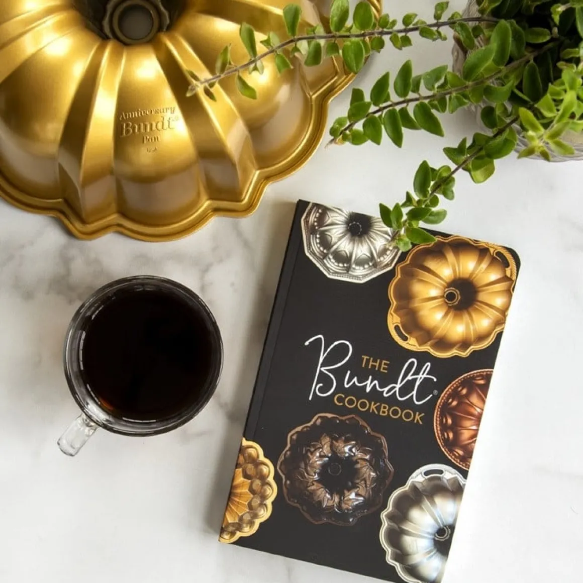 Boek: Nordic Ware The Original Bundt Cookbook